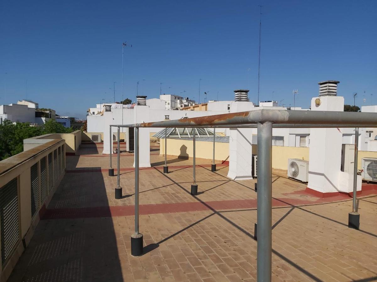 Misterhost San Bernardo Jardines De Murillo Sevilla Dış mekan fotoğraf